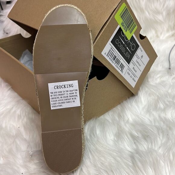 Soho Cobbler Women's Lemon Suede Flat Shoes - Picture 3 of 4